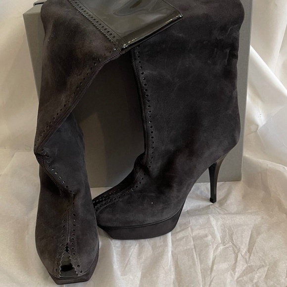 Brand New! YSL Yves Saint Laurent Gray Suede Tribute Boots 39 - Picture 8 of 9